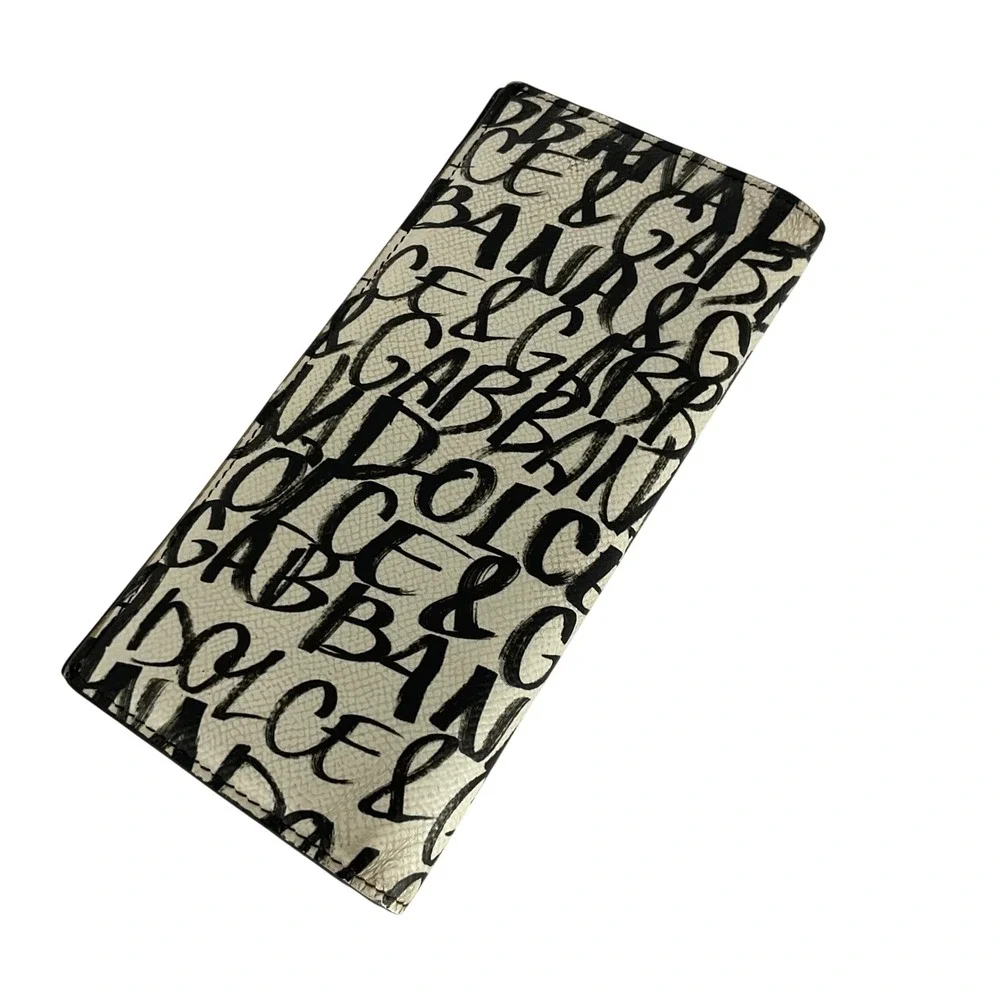 DOLCE & GABBANA Graffiti Print Dauphine Leather‎ Long Wallet White Black Box